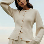 R&B | Stylische Strickjacke mit Knöpfen