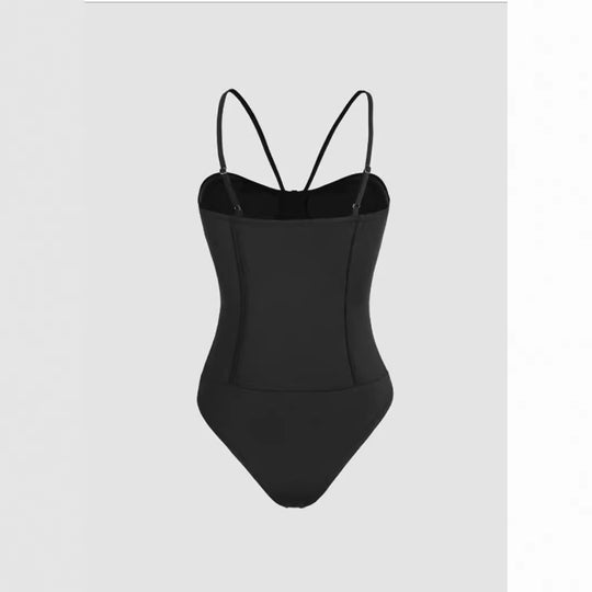 Damen Stilvolles Badeanzug mit figurformendem Schnitt R&B