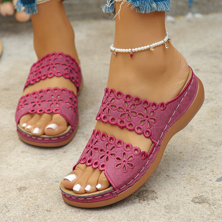 Damen elegante und luftige Sandalen mit floralem Riemendesign R&B