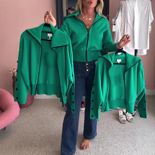Damen nan kurze Kapuzen-Strickzipjacke mit breitem Rippbund und Zierknöpfen an Ärmeln R&B