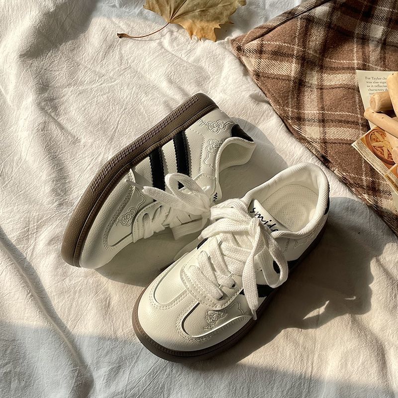 Damen Modische Sneakers mit verspieltem Detail und komfortabel dämpfendem Fußbett R&B