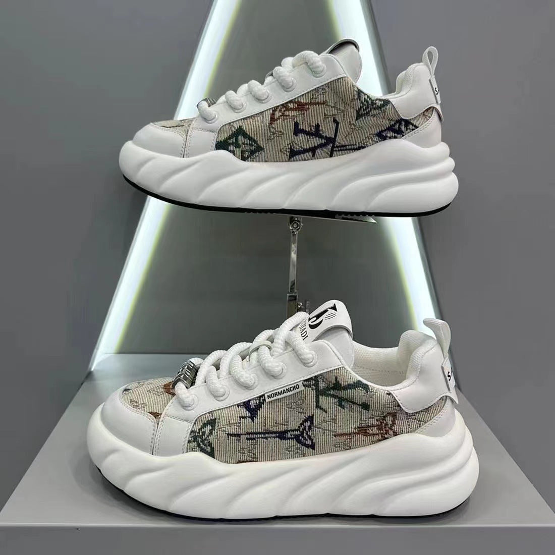 Damen Sneakers mit trendiger Profilsohle und sportlichem Design R&B
