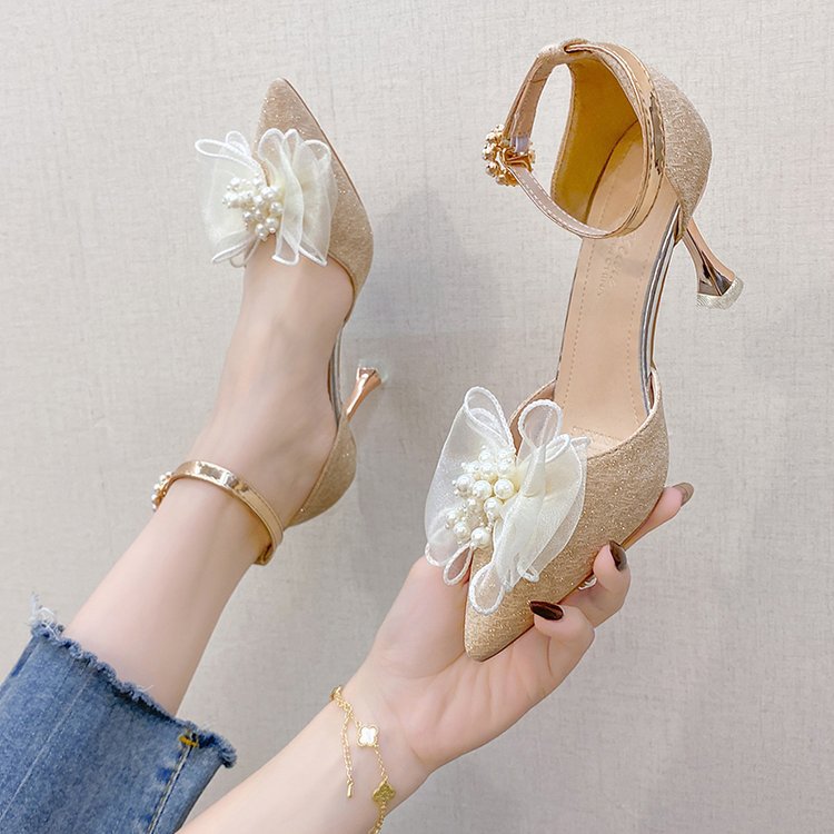 Damen elegante Pumps mit zierlichem Blumenschmuck R&B
