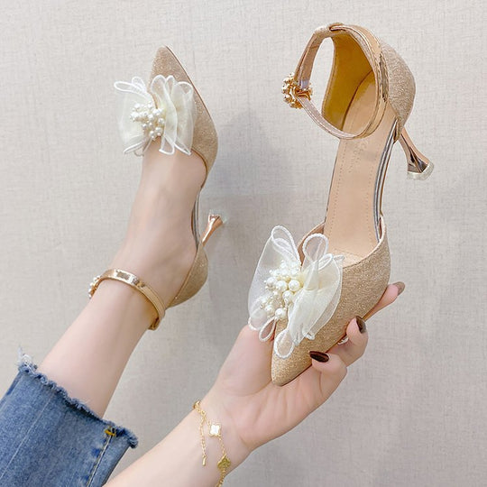 Damen elegante Pumps mit zierlichem Blumenschmuck R&B
