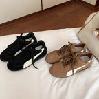 Damen Sneakers mit eleganter Wildleder-Oberfläche und rutschfester Sohle R&B