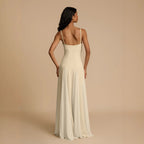 Damen Elegantes Maxikleid mit kontrastrierenden Stoffbahnen und schmalen Trägern R&B