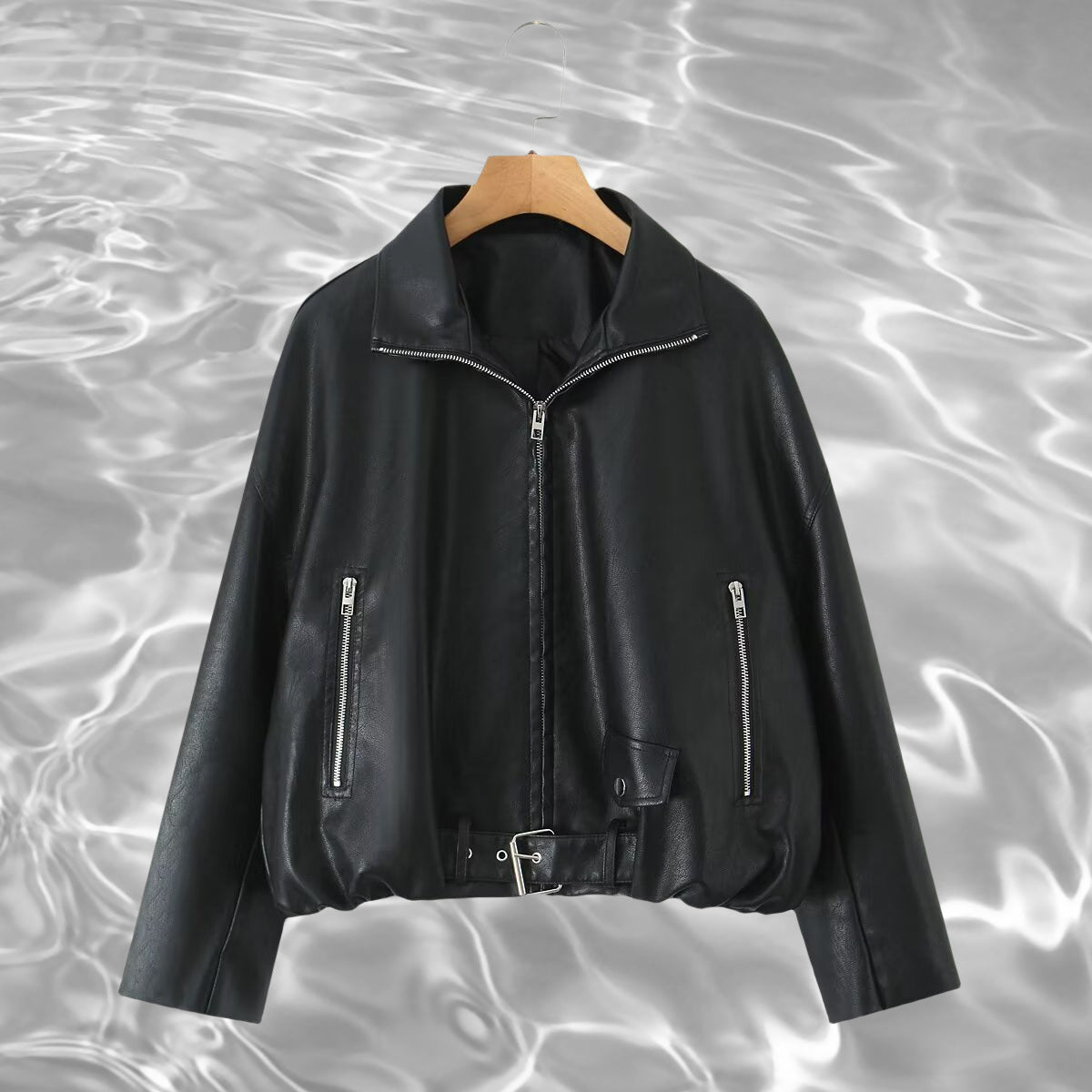 Damen Kunstlederjacke mit taillierbarem Gürtel und seitlichen Reißverschlusstaschen R&B