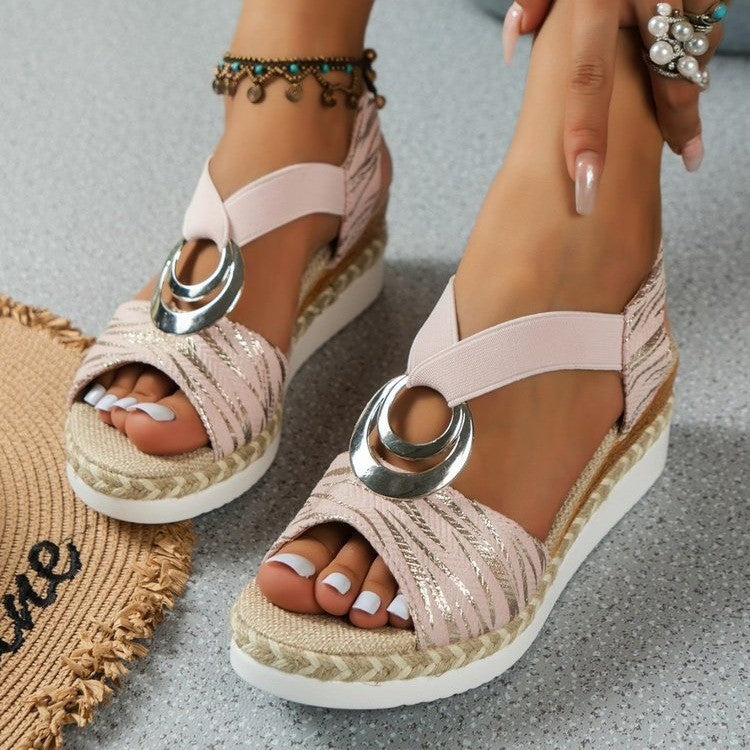 Damen Wedge-Sandalen mit R&Brnen Riemendesign und elegantem Zierelement R&B