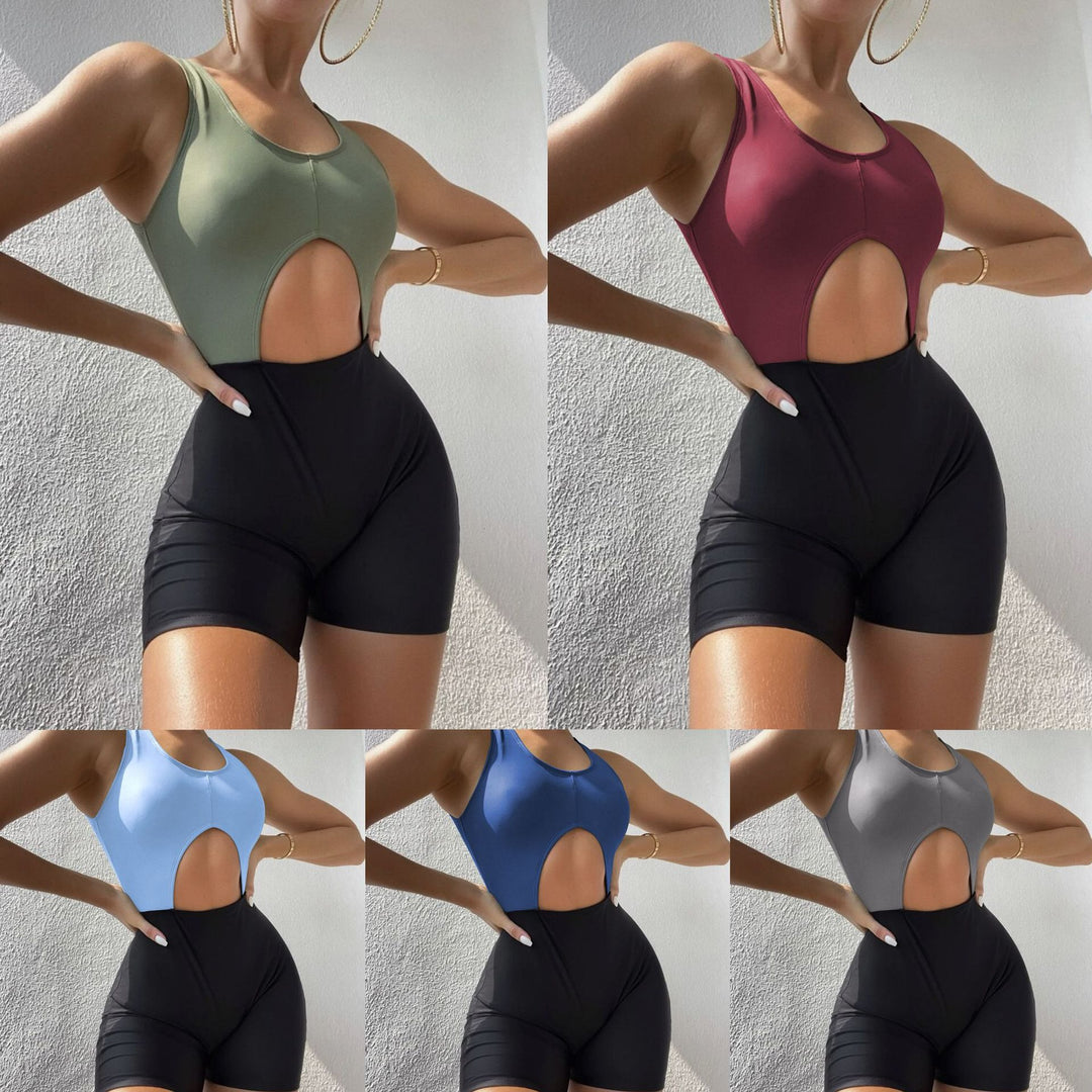Damen Einteiliger Badeanzug mit aufregendem Cut-Out und Shorts R&B