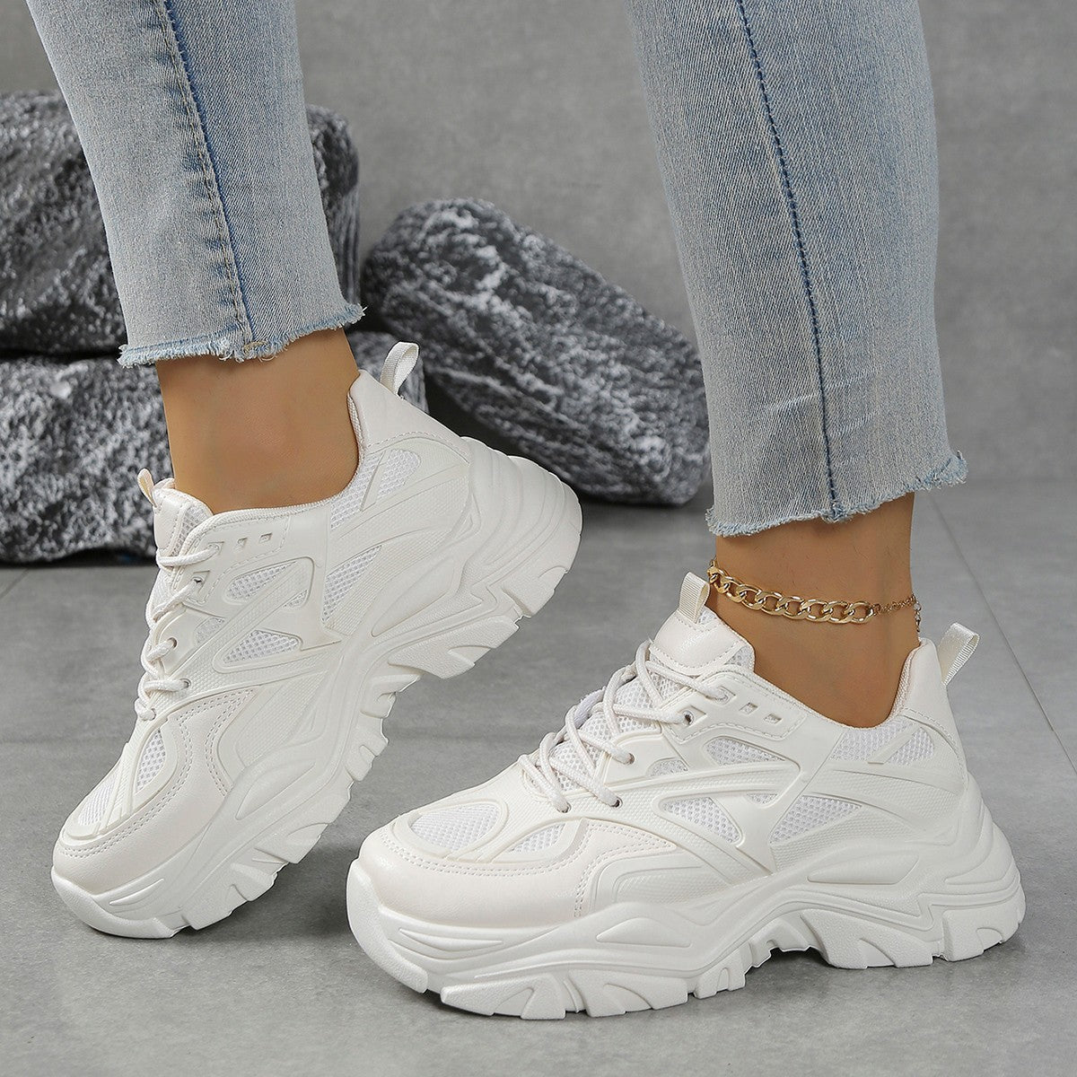 Damen Sportliche Sneakers mit ergonomischem Design und atmungsaktiver Oberflächenstruktur R&B