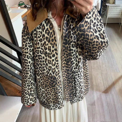 Damen modische Leopardenjacke mit funktionalen Taschen und umschlagbarem Kragen R&B