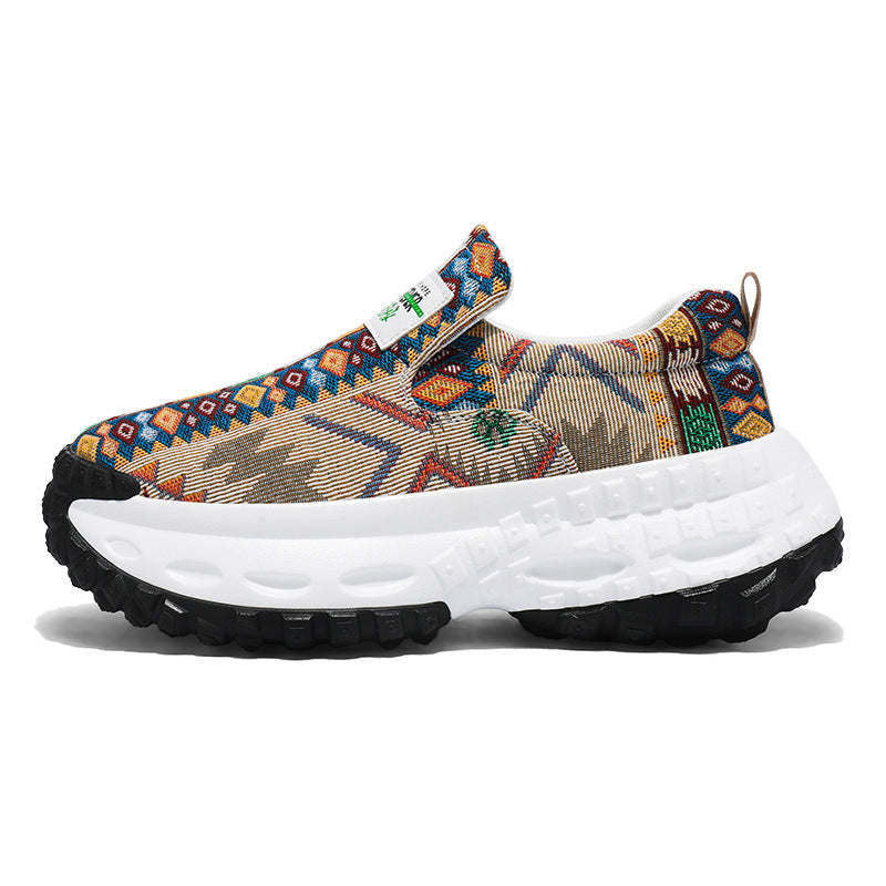 Damen modische Slip-On Sneakers mit einzigartigem Design und rutschfester Sohle R&B
