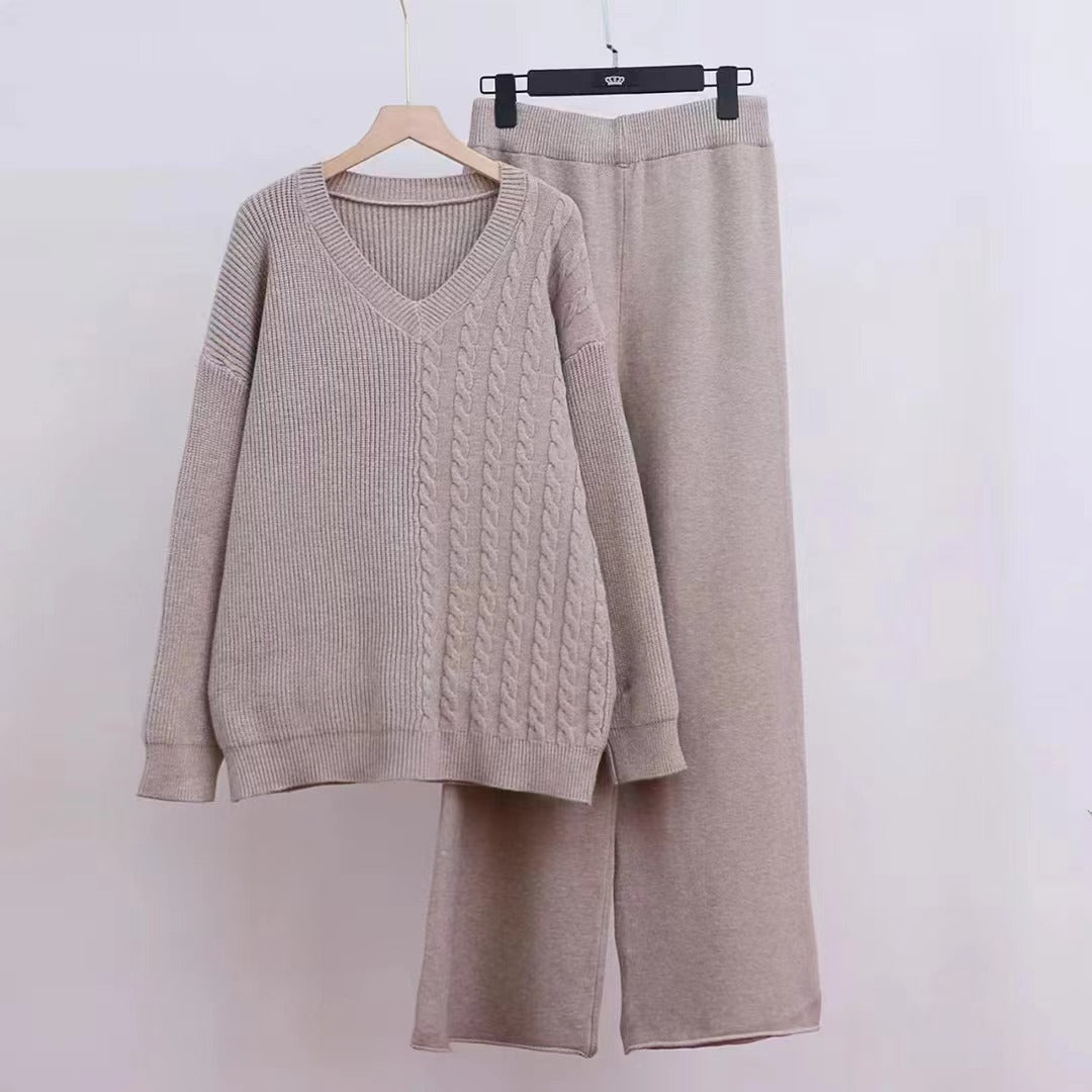Damen Kuscheliges Strickensemble mit V-Ausschnitt und weitem Bein R&B