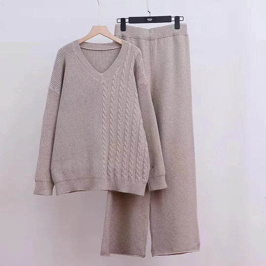 Damen Kuscheliges Strickensemble mit V-Ausschnitt und weitem Bein R&B