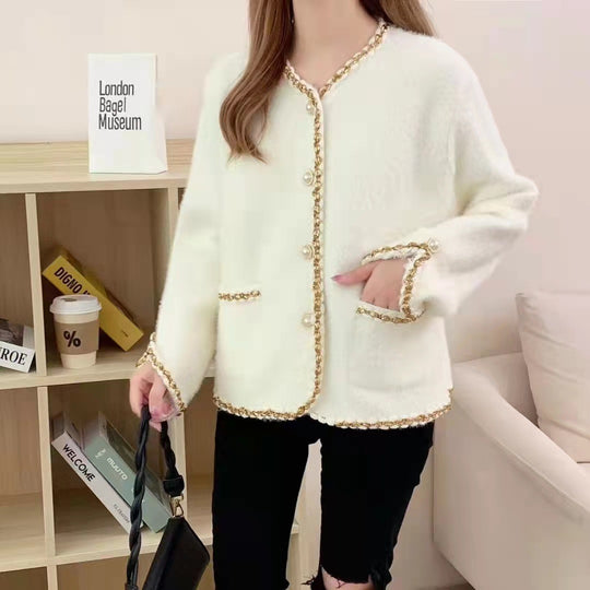 Damen Elegante Strickjacke mit dekorativen Perlenknöpfen und feiner Struktur R&B
