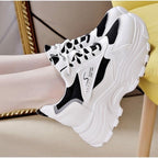 Damen High-Top Sneakers mit trendigem Chunky-Design und atmungsaktiver Obermaterialkombination