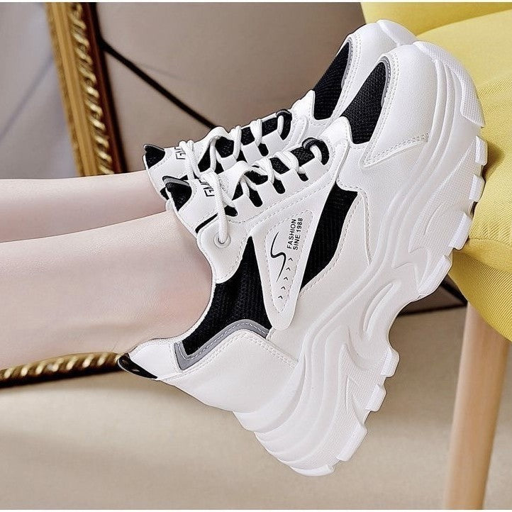 Damen High-Top Sneakers mit trendigem Chunky-Design und atmungsaktiver Obermaterialkombination