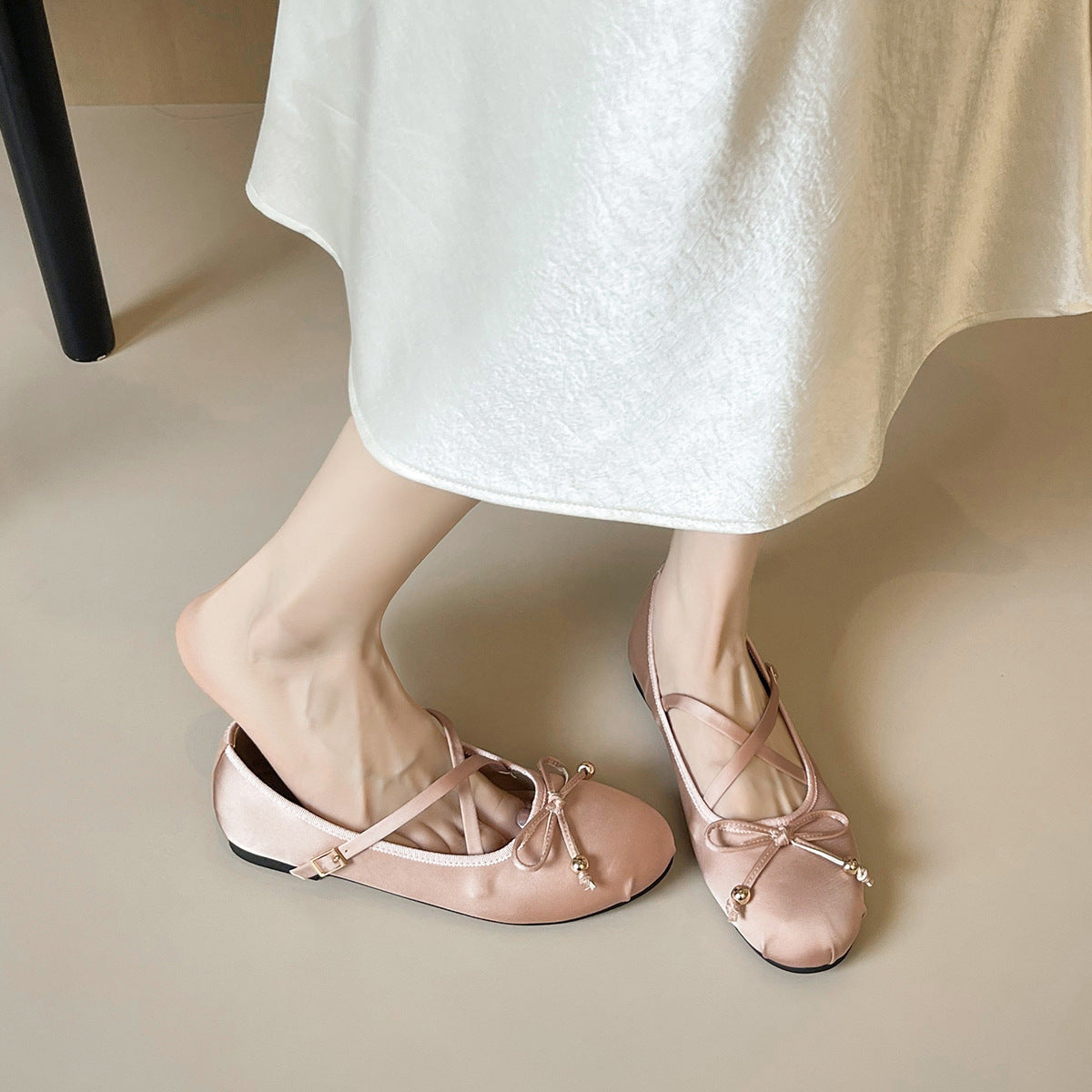 Damen Ballerina mit verstellbarem Riemen und dekorativem Schleifendetail