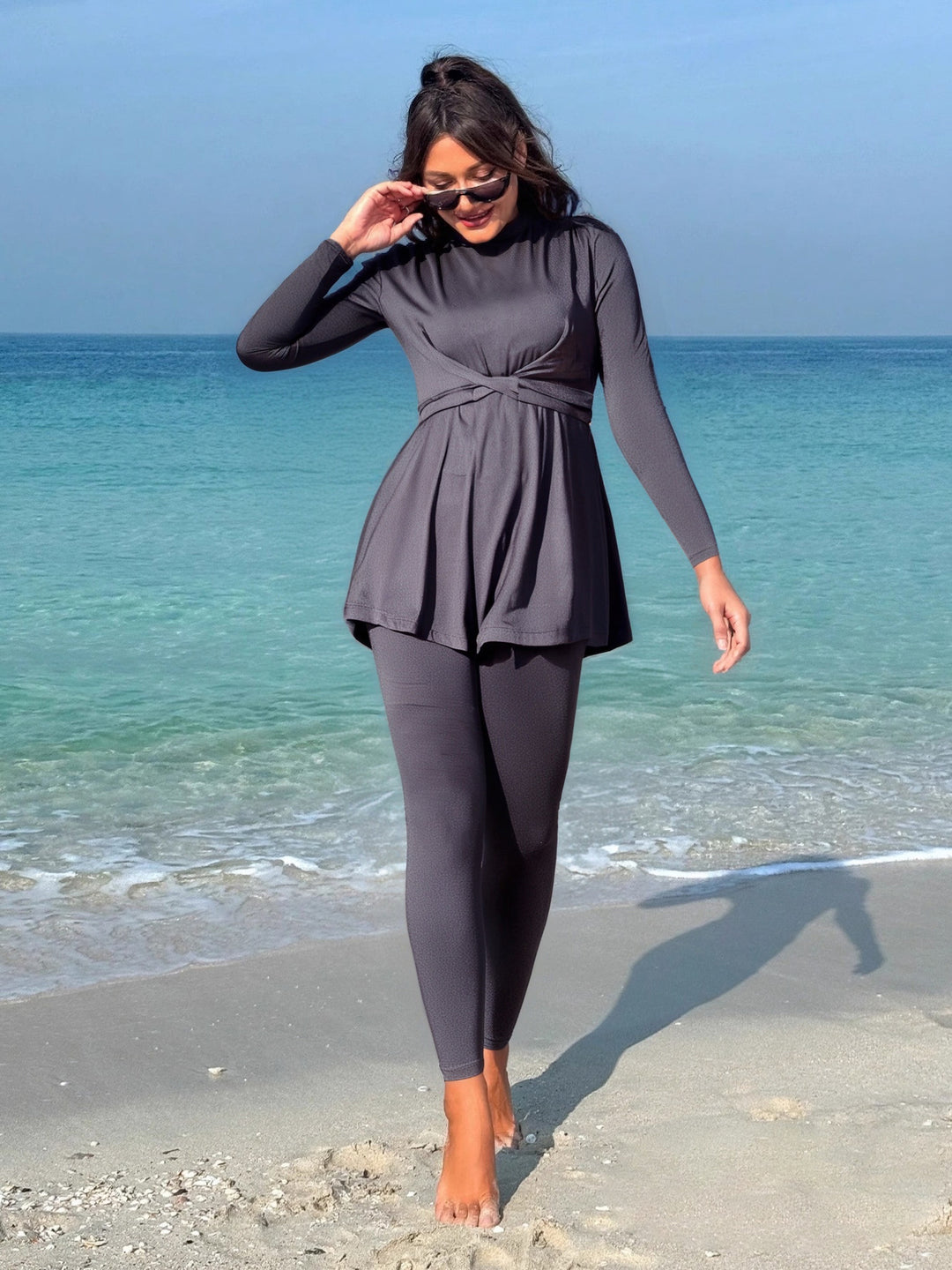 Damen modischer Longsleeve-Badeanzug mit Wickelrock R&B