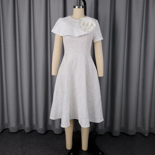 Damen festliches Kleid mit kunstvollem Blumendekor und wunderschöner Drapierung R&B