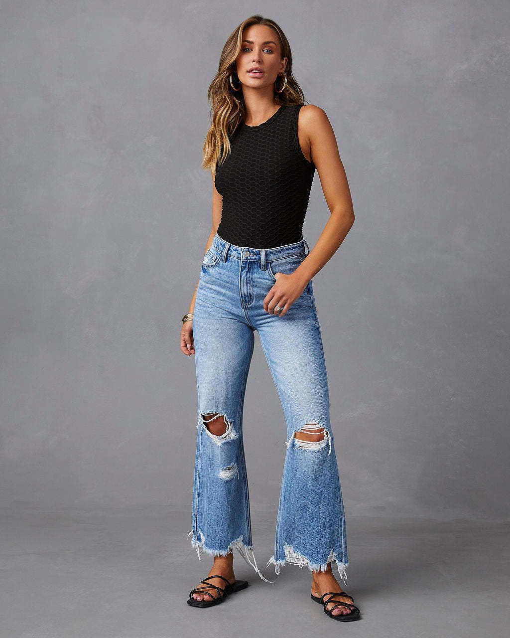 Damen Flared Jeans mit Distressed-Effekten und hohem Bund R&B