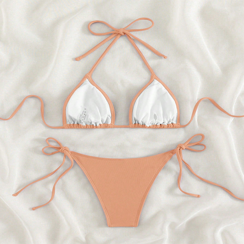 Damen Triangel-Bikini mit verstellbaren Bindändern und femininem Schnitt