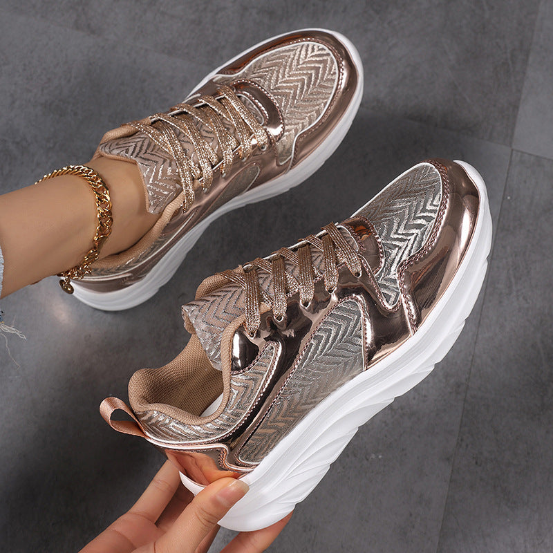 Damen nan glamouröser auffälliger Sneaker mit Glitzerpaneelen jacquardgewebtem Obermaterial und ergonomischer Wellenlaufsohle R&B