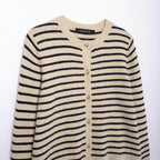 Damen Strickjacke mit feinem Streifenmuster und eleganten Knopfdetails R&B