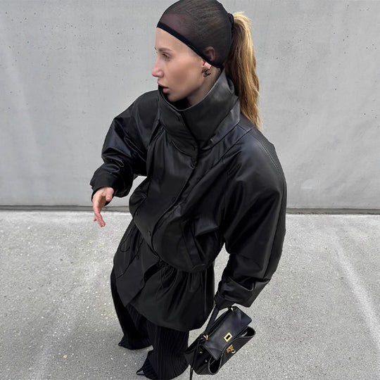 Damen Kunstlederjacke mit modischem Oversized-Schnitt und taillierbarem Gürtel R&B
