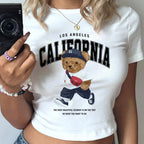 Damen Crop-T-Shirt mit verspieltem Bärenmotiv und modischem Schriftzug R&B