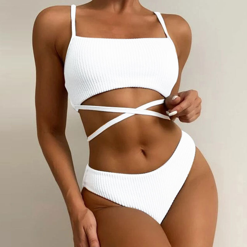 Damen Hochgeschnittener Ripp-Bikini mit Kreuzdetails R&B