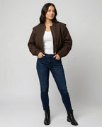 Taillierte Damen Kunstlederjacke mit Schulterpolstern Braun Kurz geschnitten Modisch