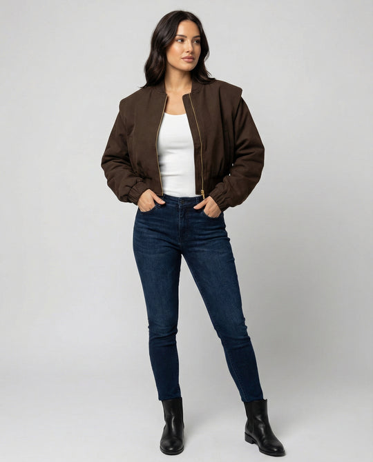 Taillierte Damen Kunstlederjacke mit Schulterpolstern Braun Kurz geschnitten Modisch