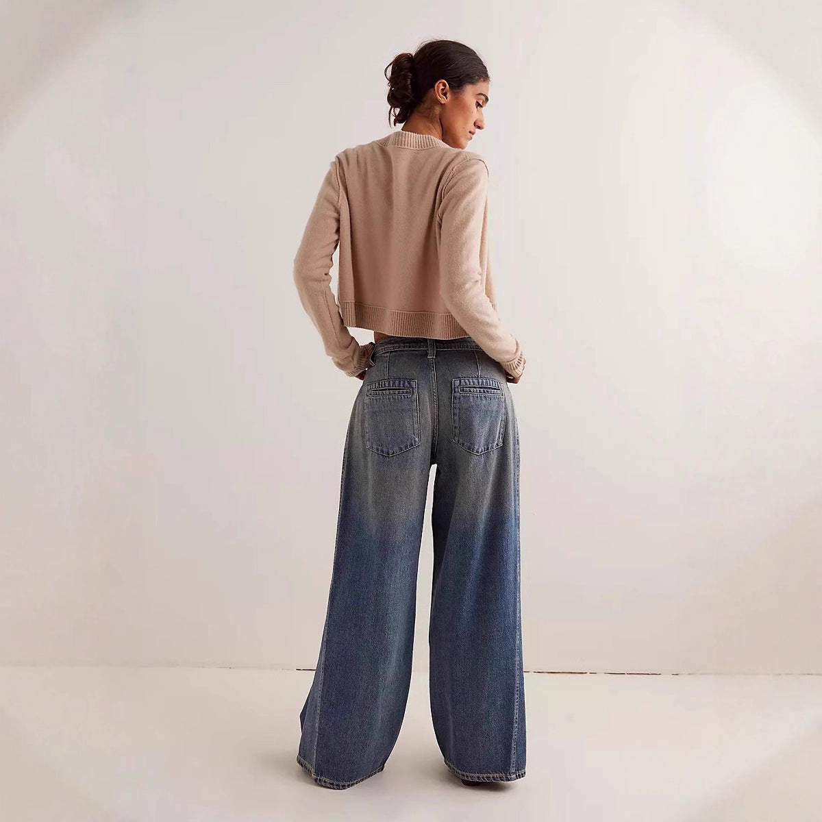 Damen Weite High-Waist Jeans mit Vintage-Details