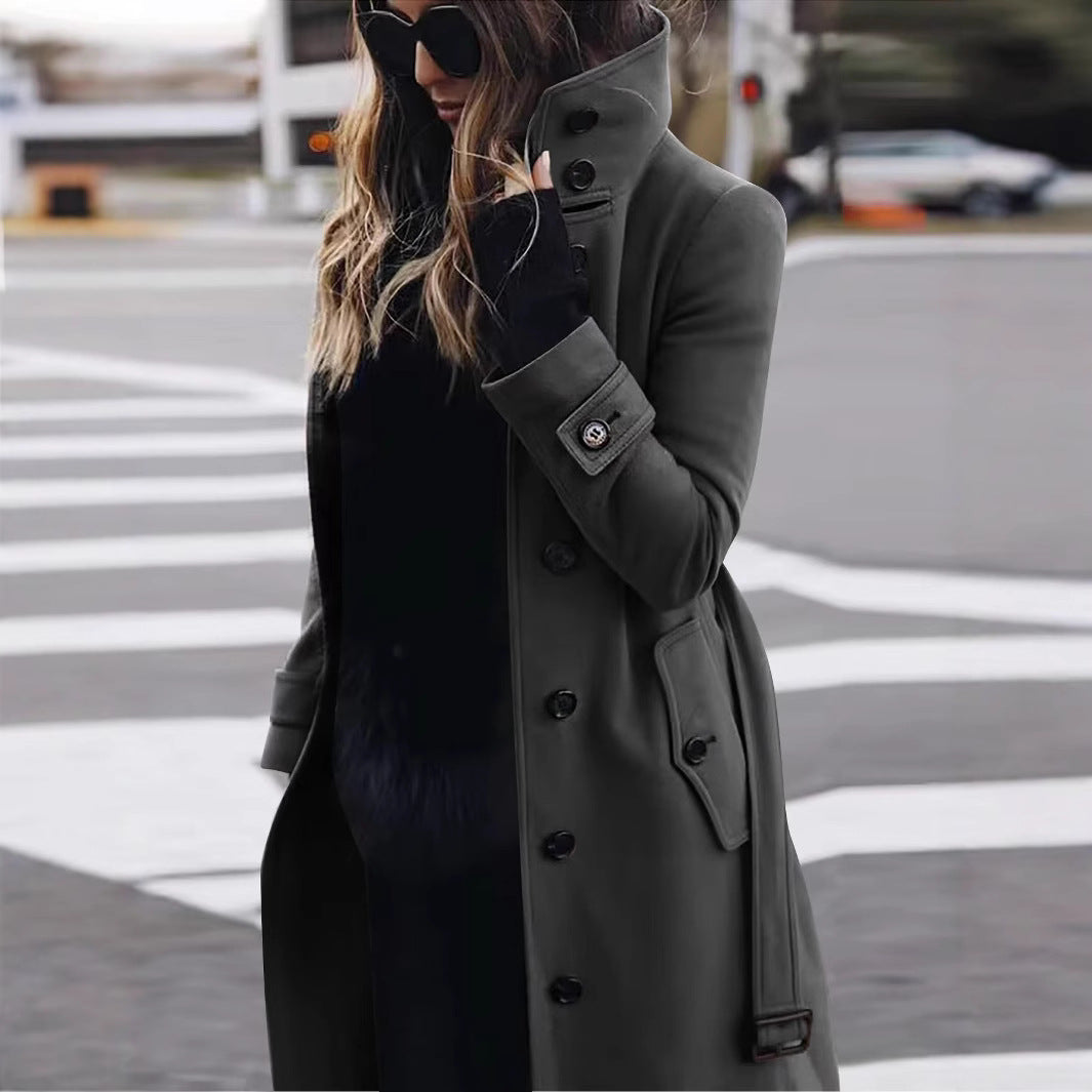 Damen modischer Trenchcoat mit hohem Kragen und eleganten Knopfdetails R&B