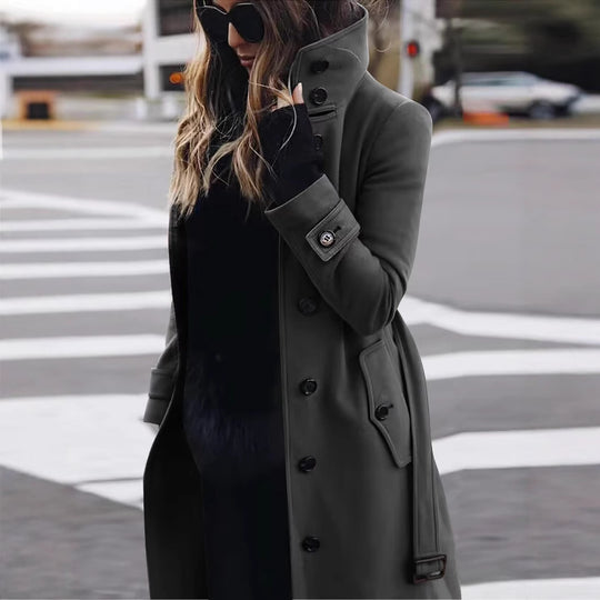 Damen modischer Trenchcoat mit hohem Kragen und eleganten Knopfdetails R&B