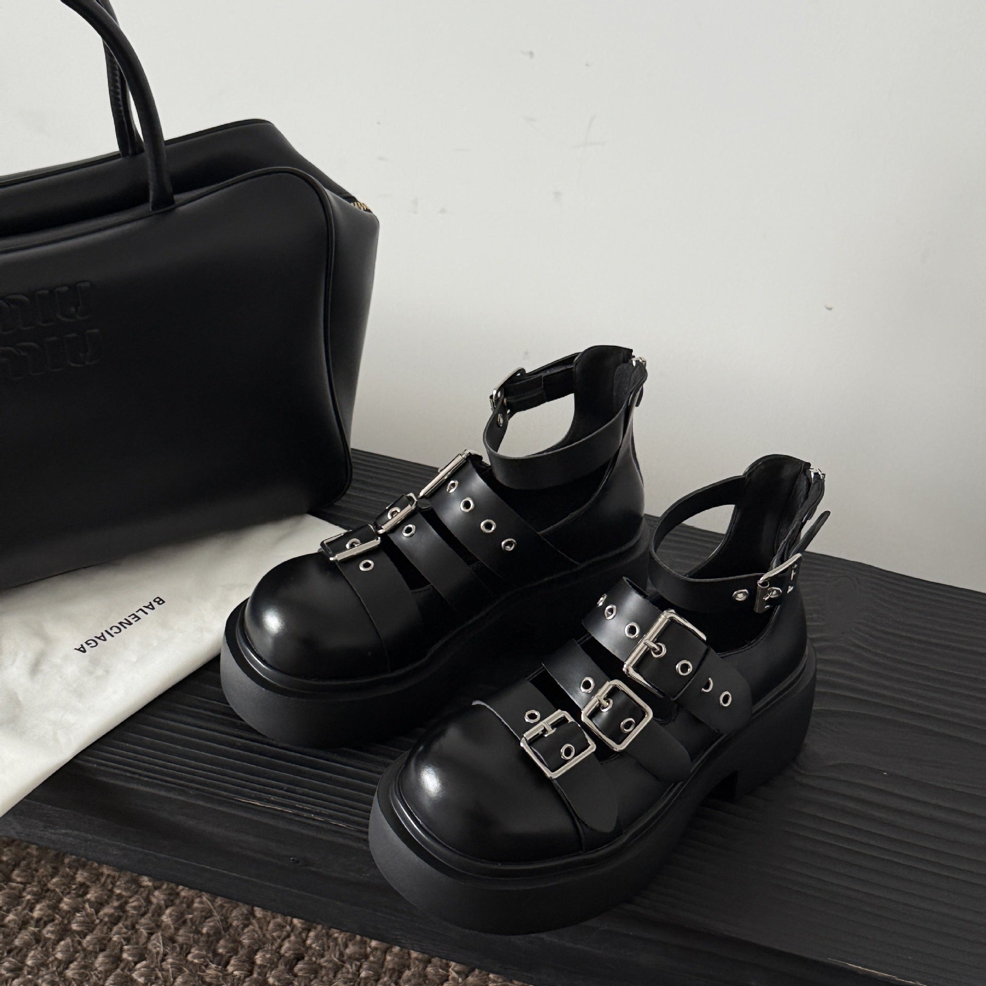 Damen Modische Plateau-Sandalen mit doppelten Riemen und verstellbaren Schnallen