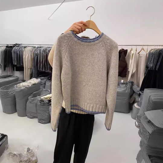 Damen Modischer Pullover mit strukturiertem Saum und kontrastierenden Ärmeln R&B