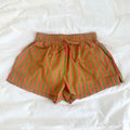 Damen bequeme Freizeit-Shorts mit farbenfrohem Streifenmuster und elastischem Bund R&B