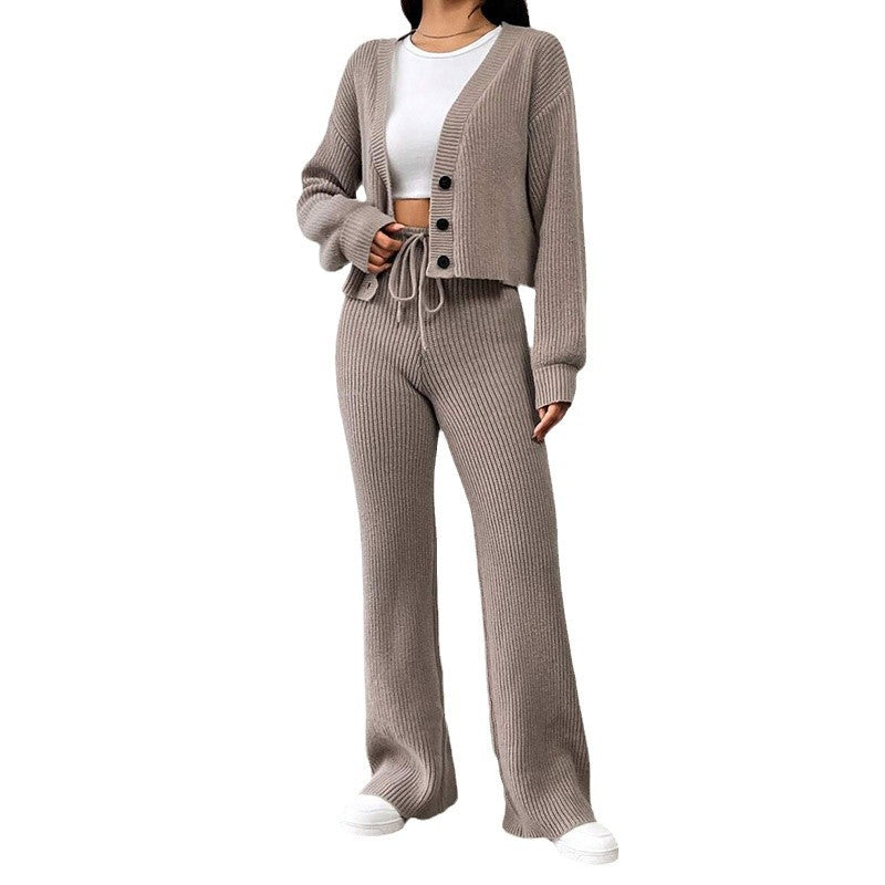 Damen Set aus weichem Strick mit lässiger Hose und Crop-Cardigan R&B