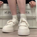 Damen Plateau-Sneaker mit sportlichem Design und gepolsterter Sohle R&B