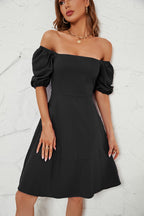 Damen Off-Shoulder Kleid mit Puffärmeln und schwingendem Rock R&B