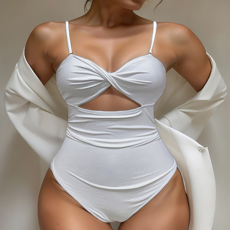 Damen Einteiliger Badeanzug mit raffiniertem Cut-Out-Design R&B