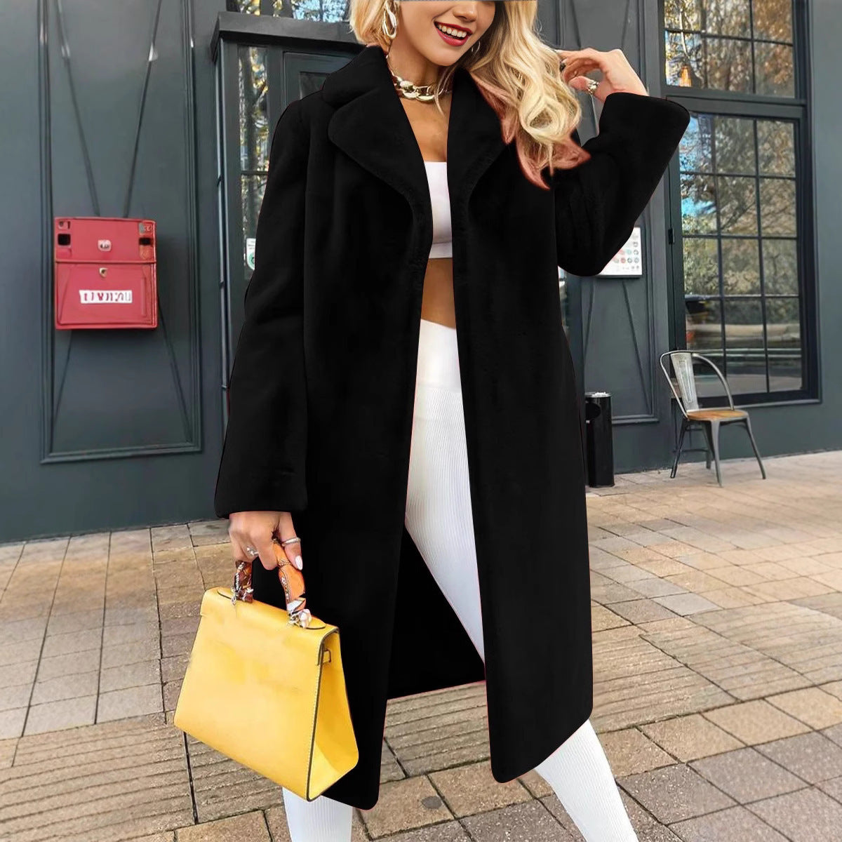 Damen Kuschelige Oversized Jacke aus weichem Material R&B