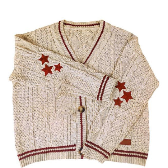 Damen Grobstrickjacke mit einzigartiger Zopfstruktur und dekorativen Sternen R&B