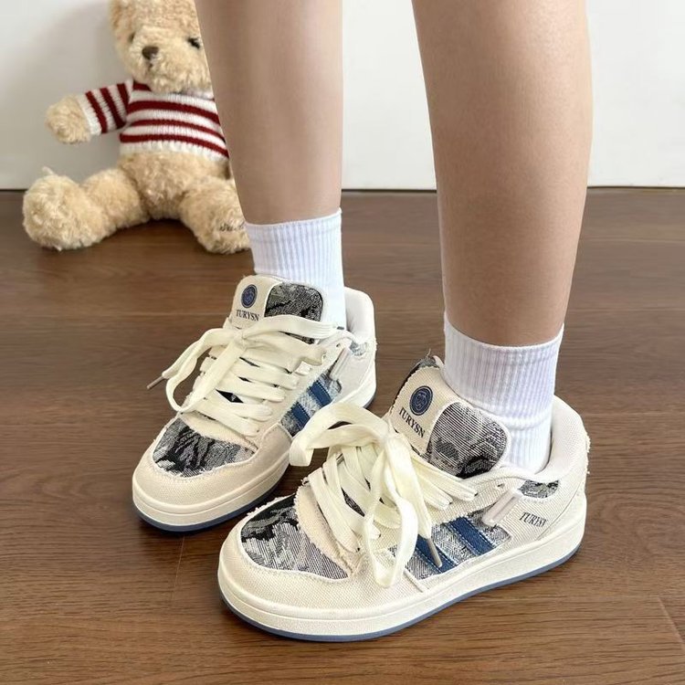 Damen Sneakers mit stylischem Print und gepolsterter Innensohle R&B