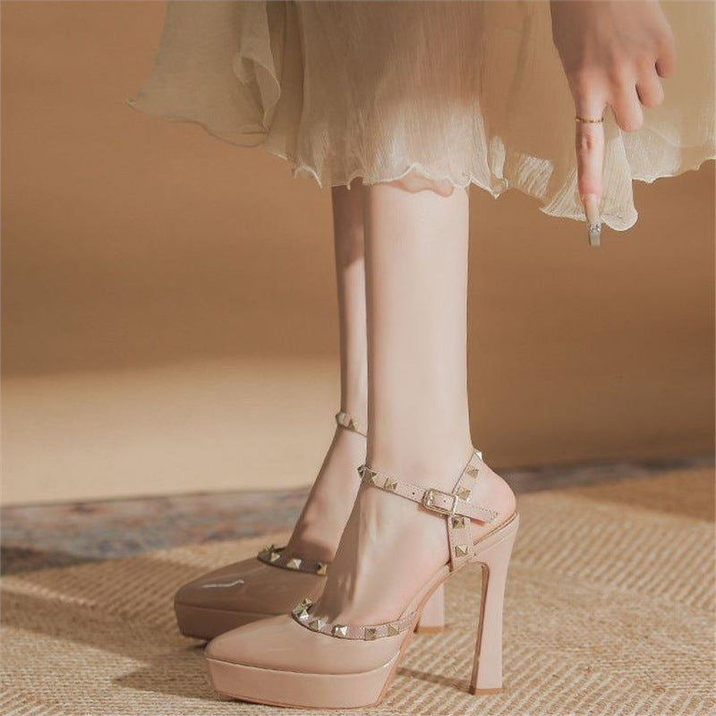 Damen elegante Plateau-Pumps mit Schmuckdetails R&B