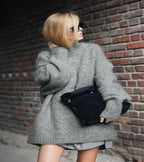 Damen Oversized Strickpullover mit hochabschließendem Kragen und voluminösen Ärmeln R&B