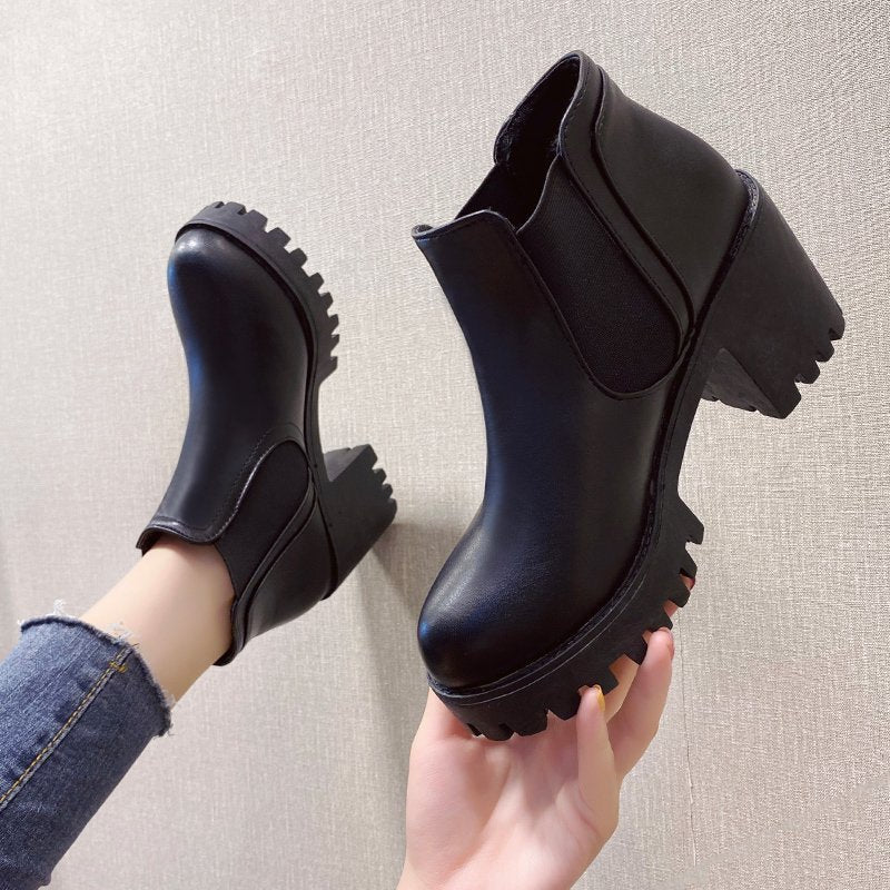 Damen Chunky Chelsea Boots mit robustem Profil und elastischen Einsätzen R&B