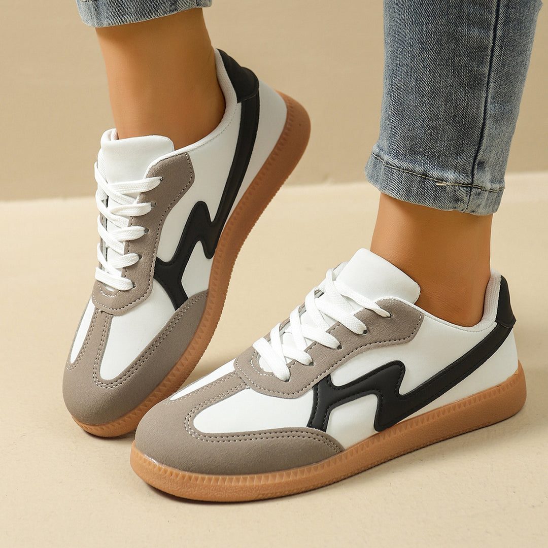 Damen Sneakers im modernen Design mit innovativer Profilsohle R&B